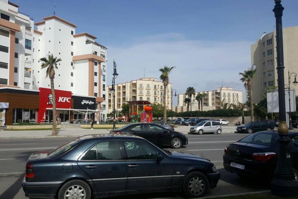 Vue Sur Mer Avec 2 Terrasses - 100M² - Sur La Cote طنجة المظهر الخارجي الصورة