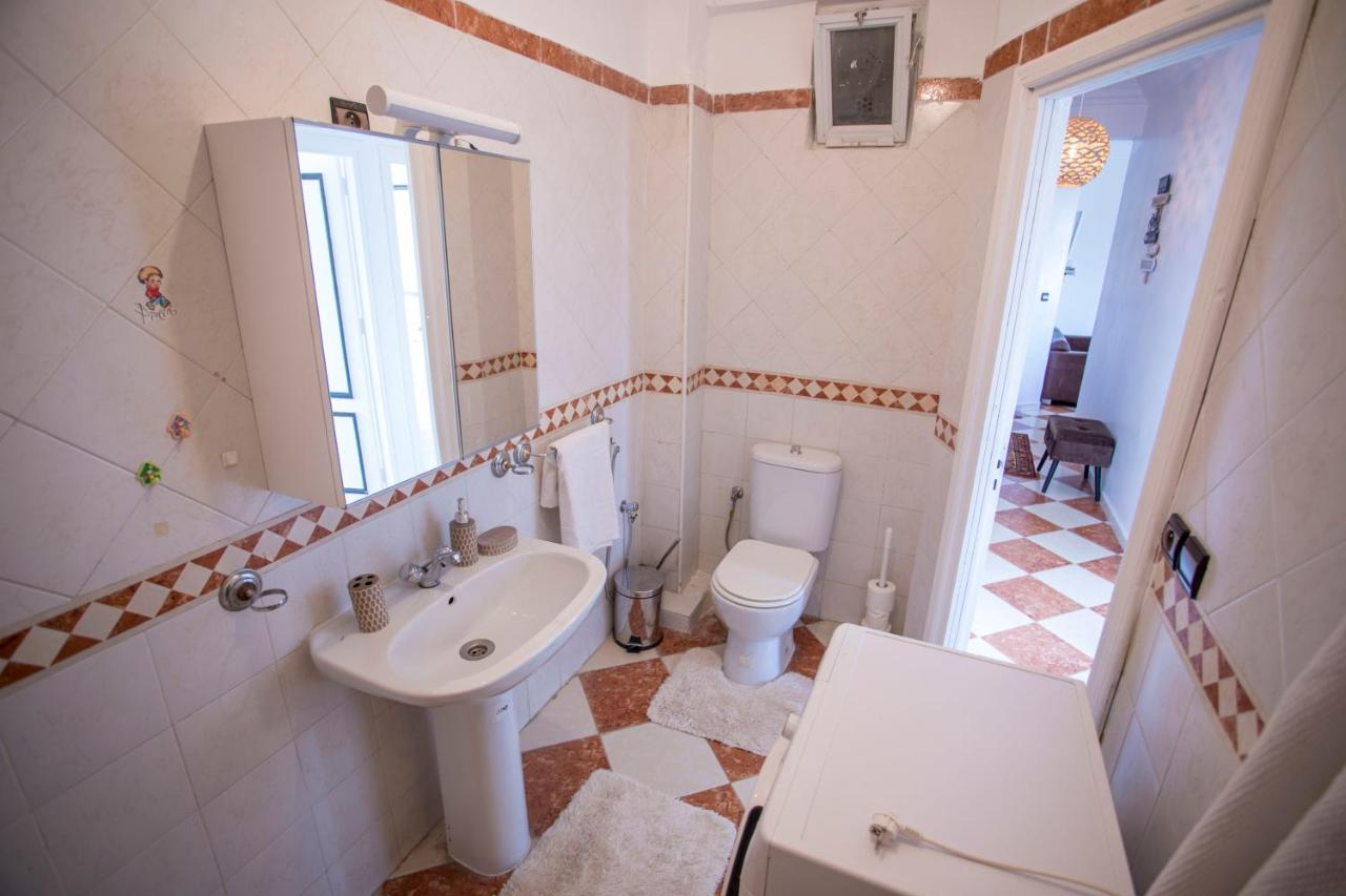 Vue Sur Mer Avec 2 Terrasses - 100M² - Sur La Cote طنجة المظهر الخارجي الصورة